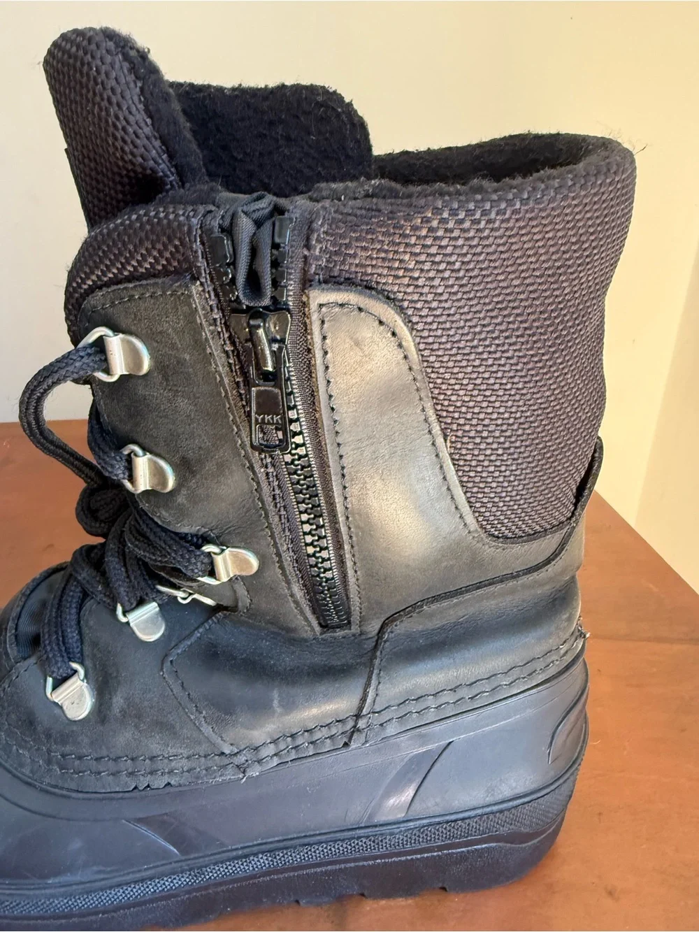 Sorel Kaufman Canada Black Waterproof Vintage Leather Rubber Black Boots, size 7